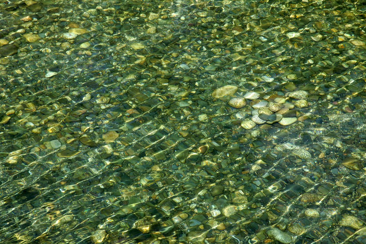 Zêzere river in Valhelhas